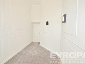 Prodej bytu 2+kk, Praha - Smíchov, Jindřicha Plachty, 51 m2