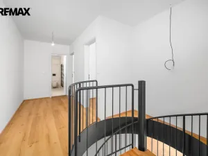 Prodej bytu 4+kk, České Budějovice - České Budějovice 6, Chelčického, 115 m2