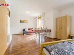 Prodej apartmánu, Hrdějovice, 500 m2