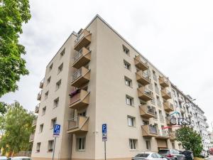 Prodej bytu 2+1, Praha - Vysočany, Poštovská, 77 m2