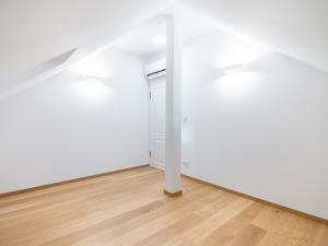 Pronájem bytu 3+kk, Praha - Žižkov, Jeronýmova, 104 m2