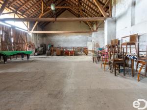 Prodej komerční nemovitosti, Choteč, Malá Strana, 215 m2