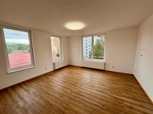 Prodej bytu 4+kk, Karlovy Vary - Rybáře, Čankovská, 92 m2