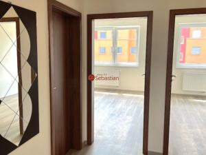 Pronájem bytu 3+kk, Praha - Černý Most, Dobrovolného, 68 m2
