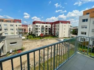 Pronájem bytu 3+kk, Praha - Černý Most, Dobrovolného, 68 m2