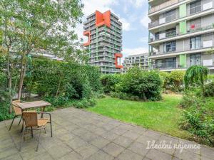 Pronájem bytu 3+kk, Praha - Malešice, Počernická, 74 m2