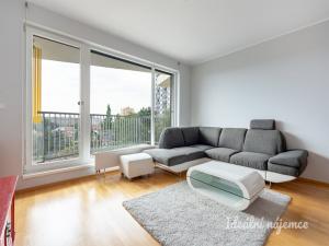 Pronájem bytu 3+kk, Praha - Malešice, Počernická, 74 m2