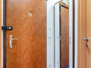 Pronájem bytu 1+1, Praha - Troja, Krynická, 29 m2