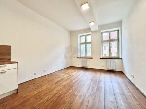 Prodej bytu 2+kk, Broumov, U Horní brány, 56 m2