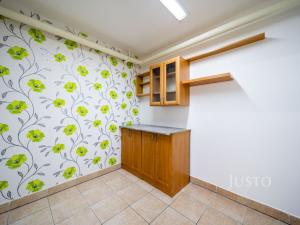 Prodej obchodního prostoru, Třeboň - Třeboň II, Svobody, 63 m2