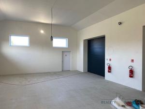 Prodej výrobních prostor, Jalubí, 900 m2