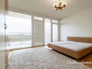 Pronájem bytu 2+kk, Praha - Háje, Tatarkova, 71 m2