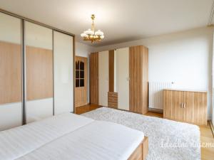 Pronájem bytu 2+kk, Praha - Háje, Tatarkova, 71 m2