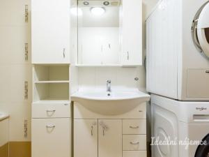 Pronájem bytu 2+kk, Praha - Háje, Tatarkova, 71 m2