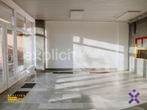 Pronájem obchodního prostoru, Zlín, Křiby, 880 m2