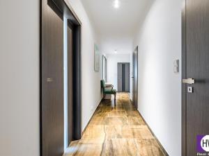 Prodej bytu 4+kk, Praha - Dolní Měcholupy, Kryšpínova, 133 m2