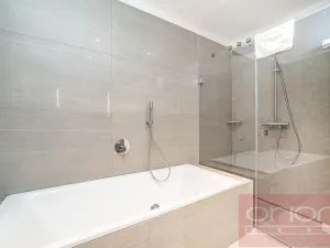 Pronájem bytu 2+kk, Praha - Smíchov, Holečkova, 70 m2