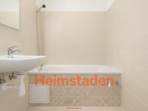 Pronájem bytu 2+1, Karviná - Hranice, Slovenská, 55 m2