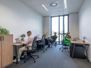 Pronájem kanceláře, Praha - Karlín, Rohanské nábřeží, 20 m2