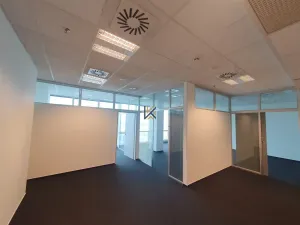 Pronájem kanceláře, Praha - Nusle, Na strži, 202 m2