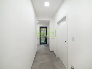 Prodej bytu 2+kk, Praha - Bohnice, V Zámcích, 57 m2