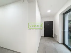 Prodej bytu 2+kk, Praha - Bohnice, V Zámcích, 54 m2