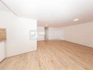 Pronájem bytu 1+kk, Praha - Strašnice, Mrštíkova, 39 m2