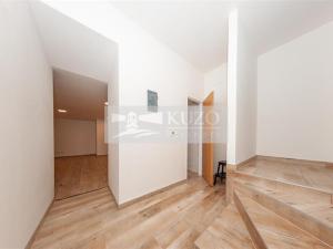 Pronájem bytu 1+kk, Praha - Strašnice, Mrštíkova, 39 m2