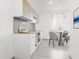 Prodej bytu 2+kk, Ostrava, Šenovská, 46 m2