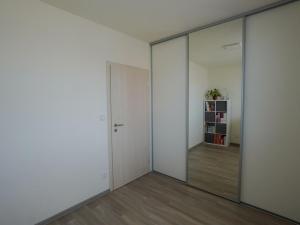 Prodej bytu 3+kk, Polerady, 68 m2