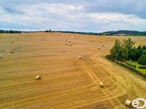 Prodej podílu 5/8 pozemku, Mrač, 2374 m2