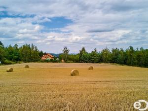 Prodej podílu 5/8 pozemku, Mrač, 2374 m2