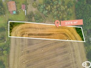 Prodej podílu 5/8 pozemku, Mrač, 2374 m2