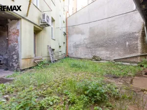 Prodej obchodního prostoru, Karlovy Vary, Svahová, 446 m2
