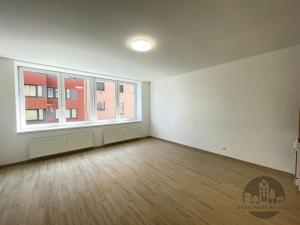 Pronájem bytu 1+kk, Praha - Vysočany, Na Harfě, 36 m2