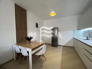 Prodej bytu 2+kk, Drač, Durrës, Albánie, 63 m2