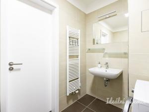 Pronájem bytu 2+kk, Praha - Žižkov, Olgy Havlové, 46 m2