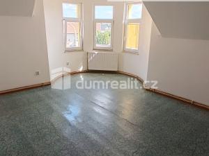 Pronájem bytu 2+1, Děčín - Děčín VII-Chrochvice, Vilsnická, 70 m2