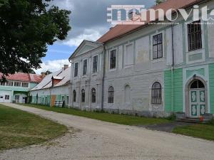 Prodej historického objektu, Hatín - Jemčina, 2500 m2