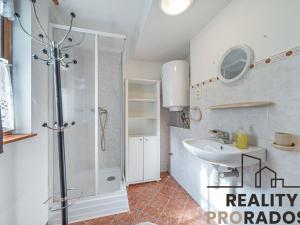 Prodej apartmánu, Branná, 345 m2