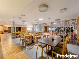 Prodej ubytování, Medlov, 2760 m2