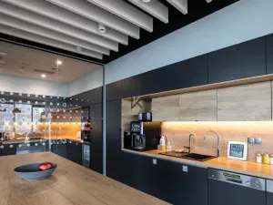 Pronájem kanceláře, Praha - Michle, Jihlavská, 902 m2