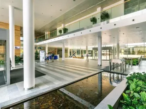 Pronájem kanceláře, Praha - Nusle, Na hřebenech II, 651 m2