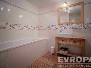 Prodej chalupy, Jablonec nad Jizerou, 200 m2