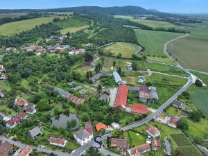 Prodej pozemku pro komerční výstavbu, Podhořany u Ronova, 21276 m2