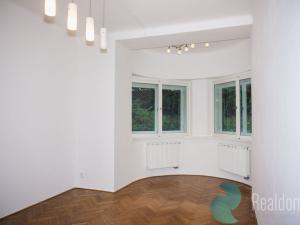 Prodej bytu 3+kk, Praha - Střešovice, Nad vojenským hřbitovem, 62 m2