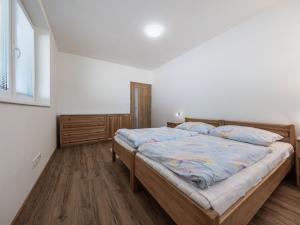 Prodej rodinného domu, Doubravčice, Kamenická, 100 m2