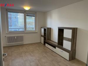 Pronájem bytu 1+1, Zlín, Dlouhá, 38 m2