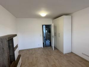 Pronájem bytu 1+1, Zlín, Dlouhá, 38 m2