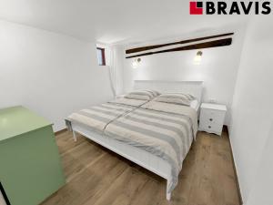 Prodej apartmánu, Meka Draga, Chorvatsko, 289 m2